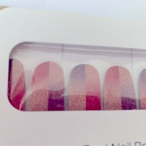 Color Street Nail Art Glitter Nail Strips: Parallel Universe